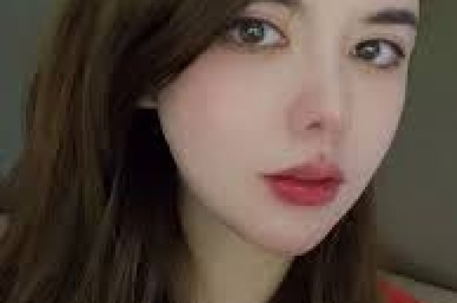 父母是清华教授因拍被前夫家暴如今再不让女儿进娱乐圈